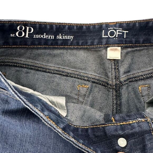 Loft Modern Skinny Jeans size 8P - Picture 3 of 5